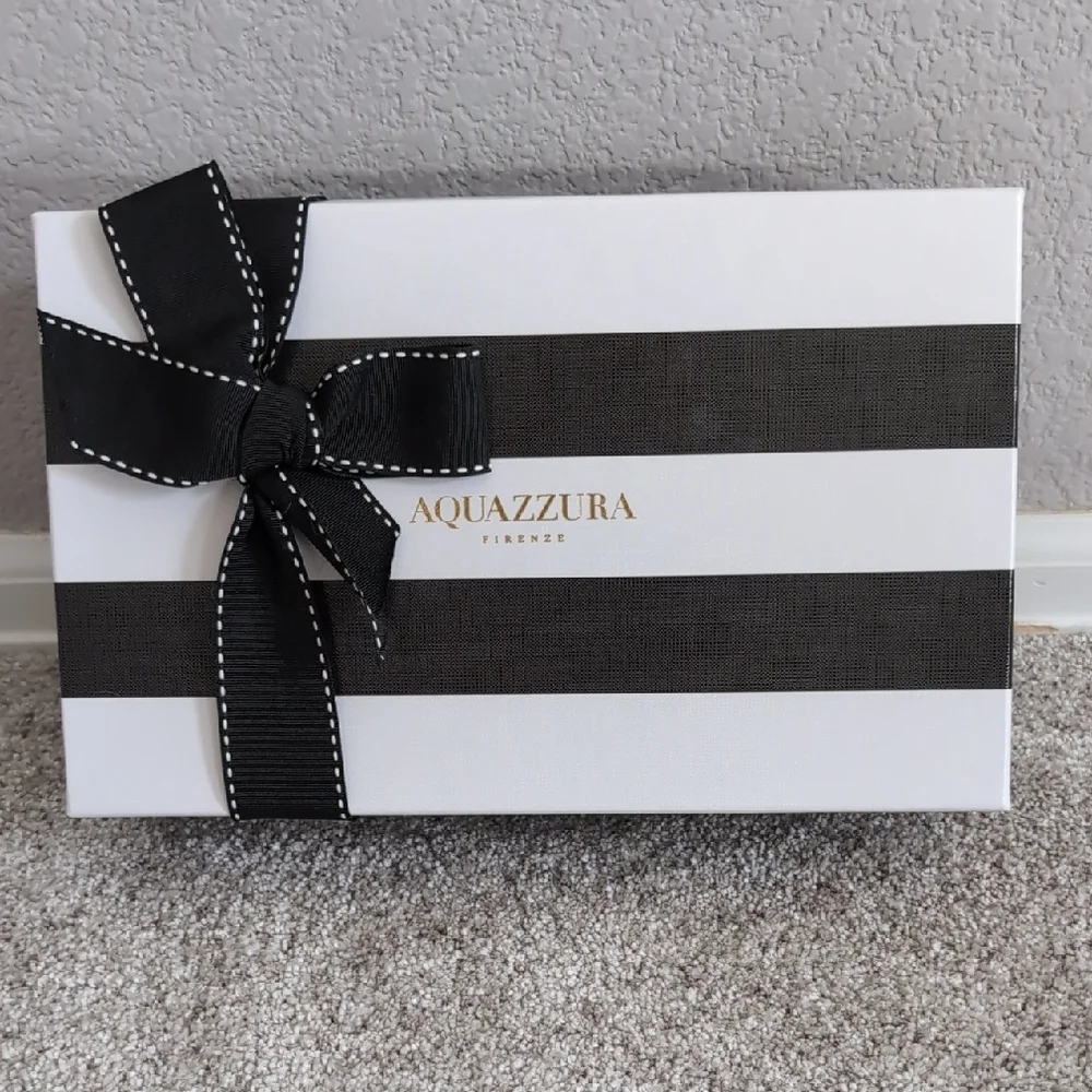 Aquazzura Metallic Gold Strappy Sandals - Picture 10 of 10